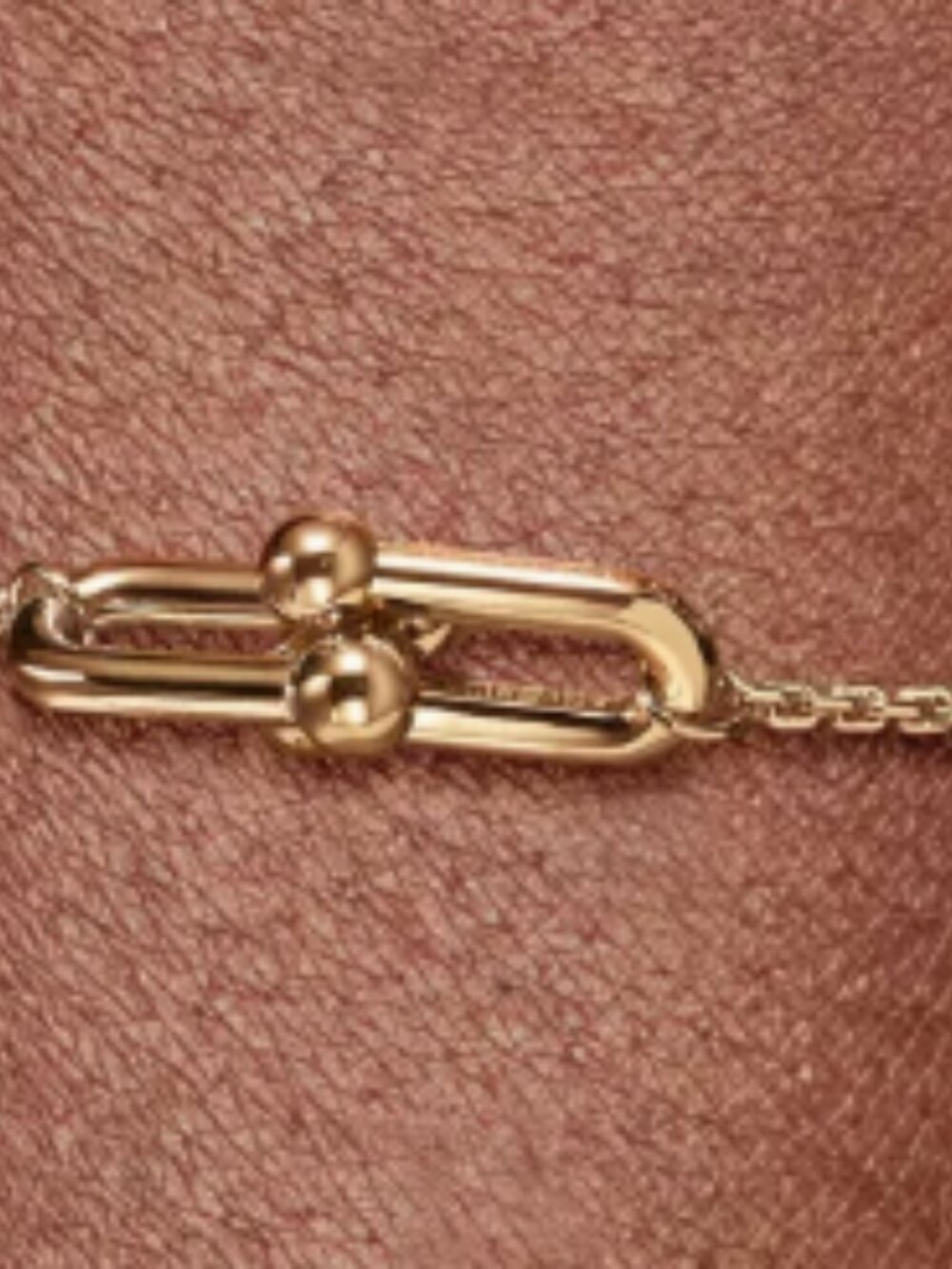 Tiffany Double Link Bracelet in Yellow Gold - Picture 2 of 6